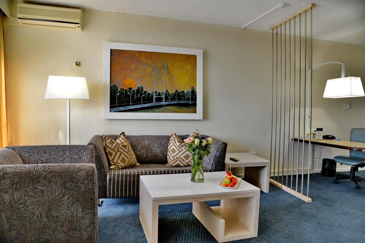 The Parktonian All Suite Hotel Johannesburg Exterior photo