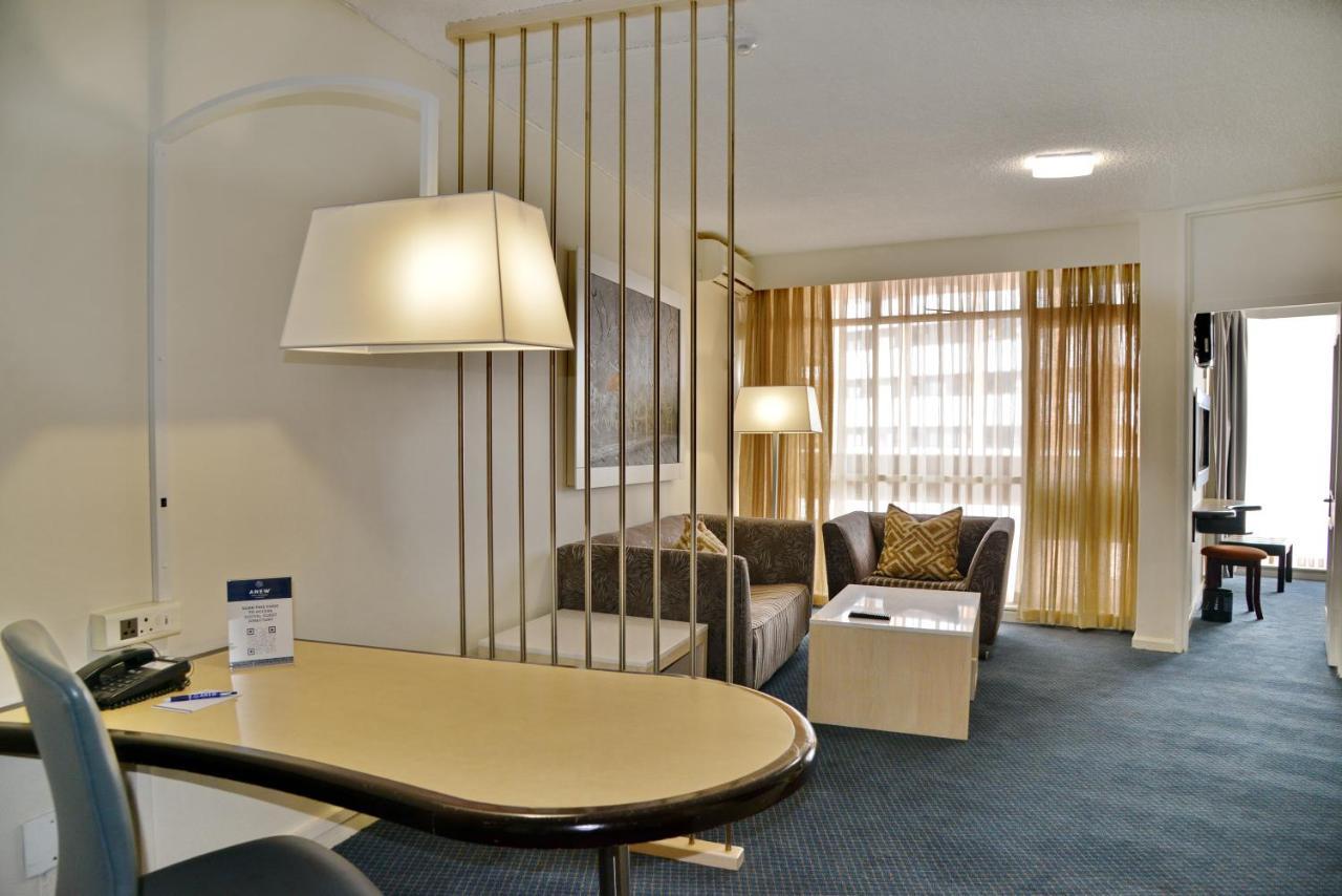 The Parktonian All Suite Hotel Johannesburg Exterior photo